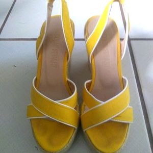 Yellow wedges